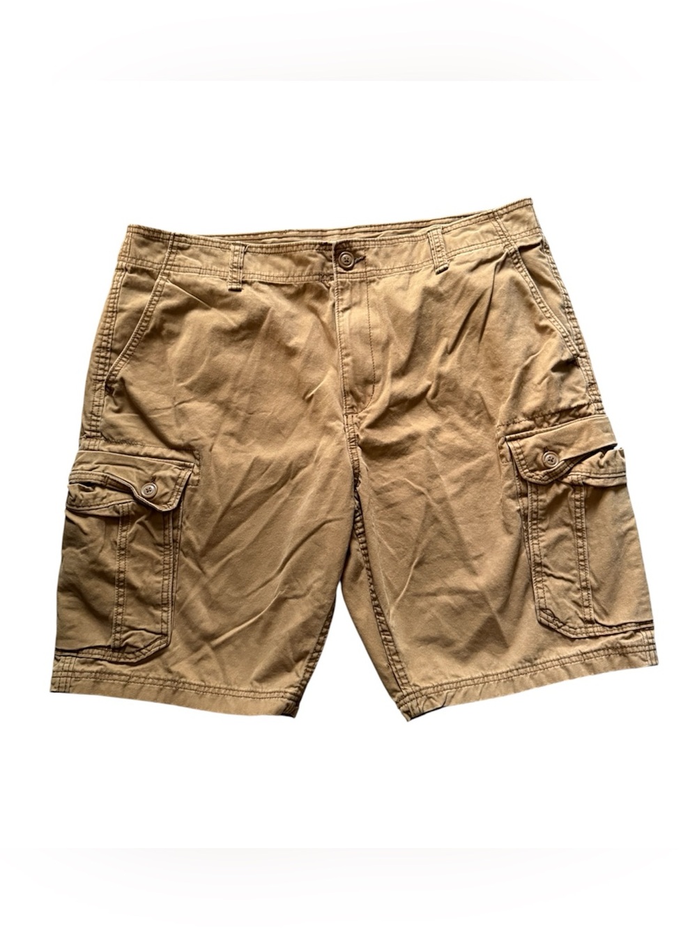 Old Navy Men's Cargo Shorts in Tan